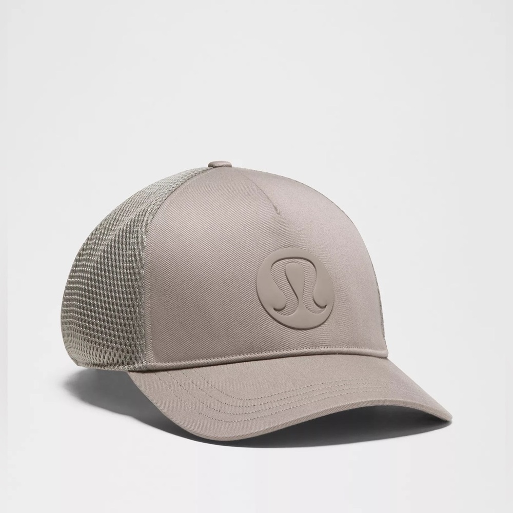 Lululemon Trucker Hat in Sheer Oak